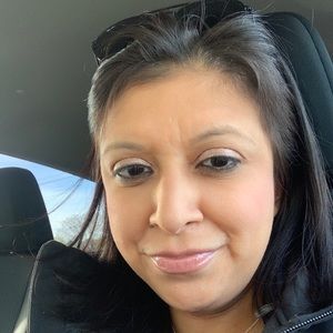 Meet your Posher, Noemi